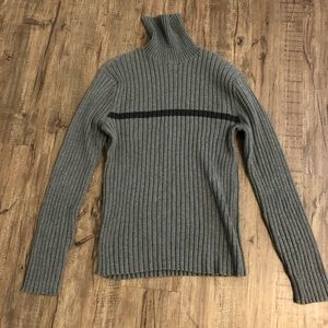 Women’s comfy turtle neck